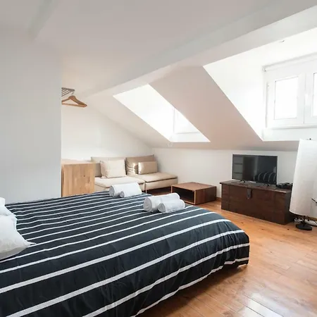 Apartment Cozy In Bairro Alto *