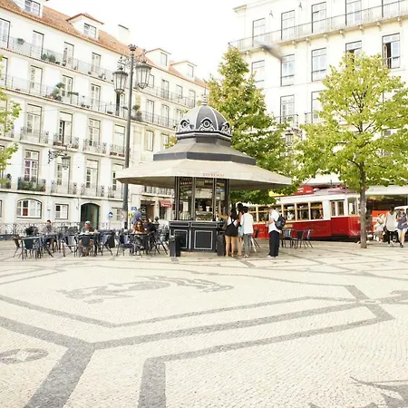Cozy In Bairro Alto Apartment