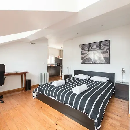 Cozy In Bairro Alto Апартаменты Лиссабон